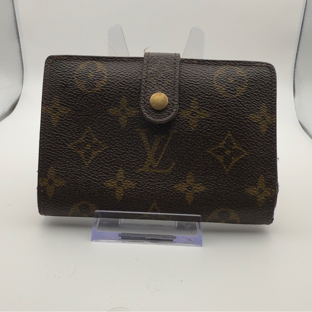 Louis Vuitton Brown Monogram French Purse Wallet Gold | Women’s | Used |